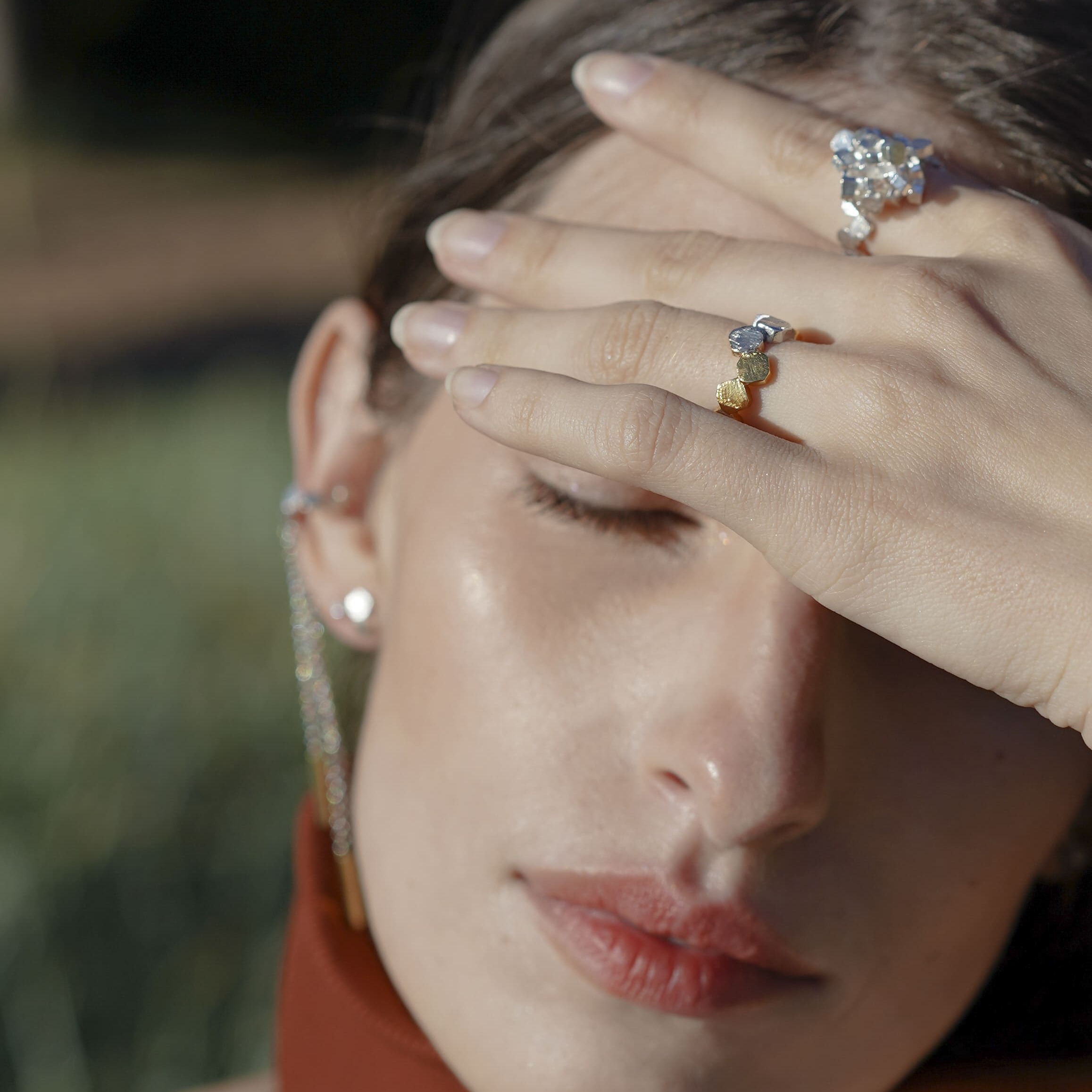 EKATERINA TOLSTAYA Кольцо Конфетти Макси с фрагментами позолоты