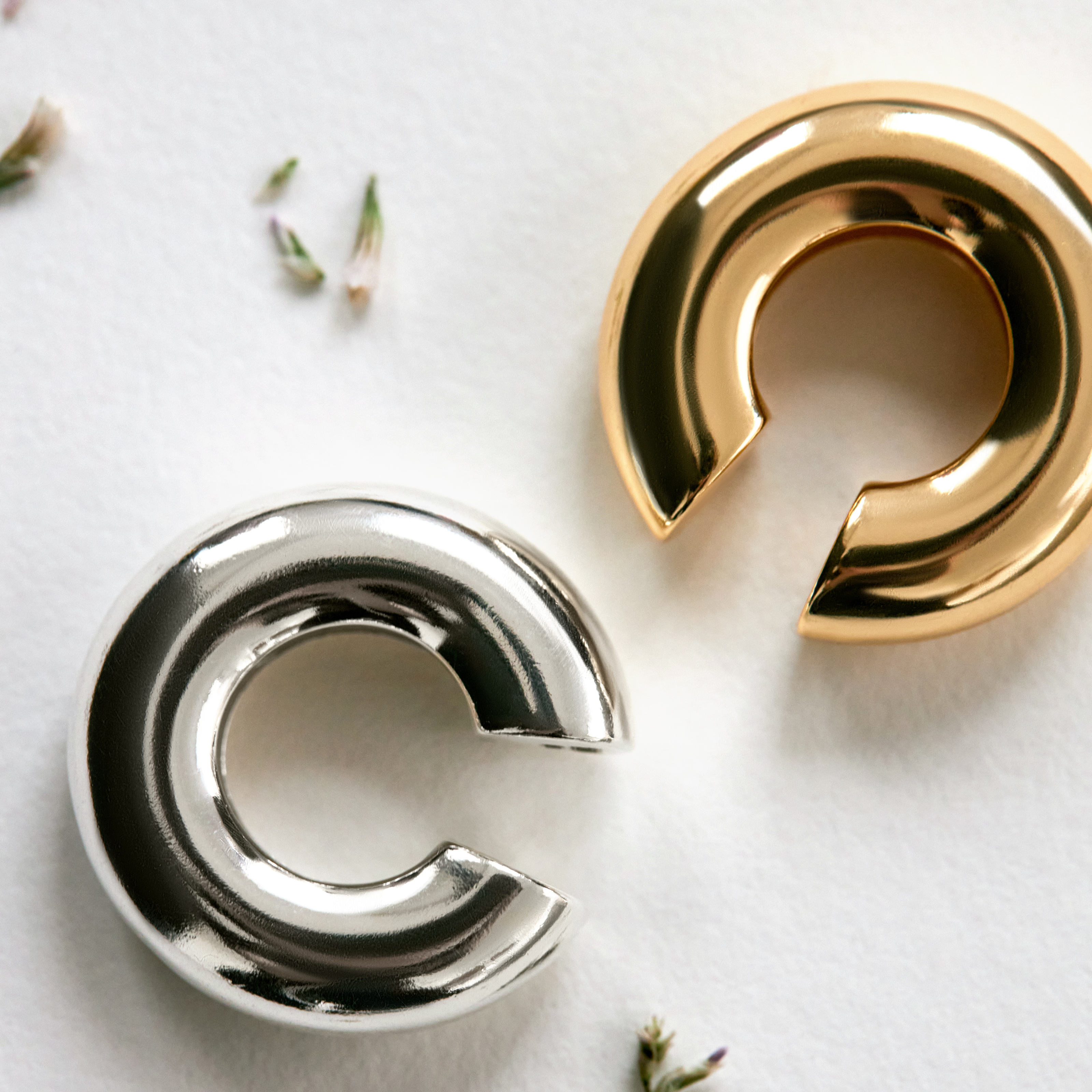 SHAMELESS Кафф КРАШ позолота