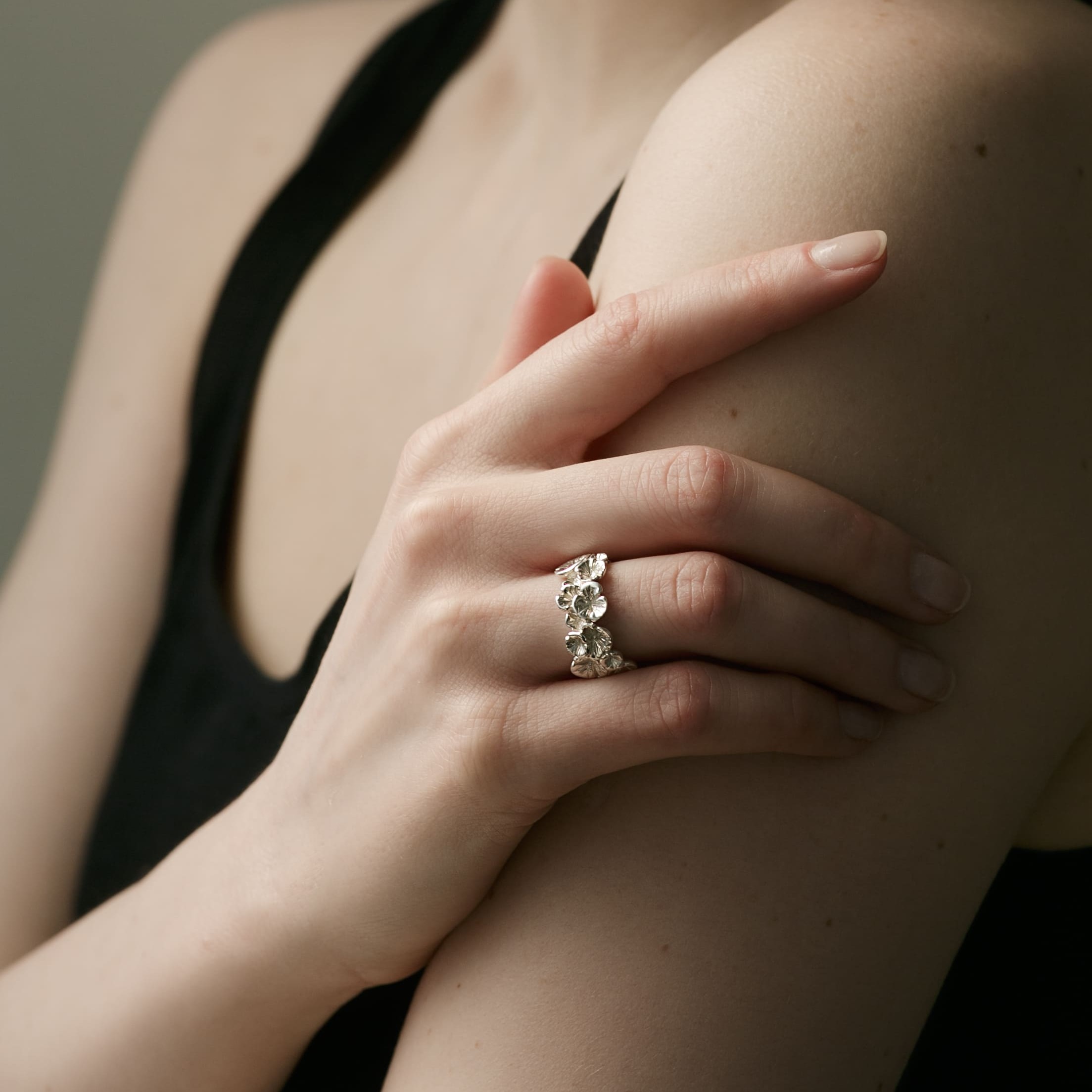 EKATERINA TOLSTAYA Кольцо Незабудки