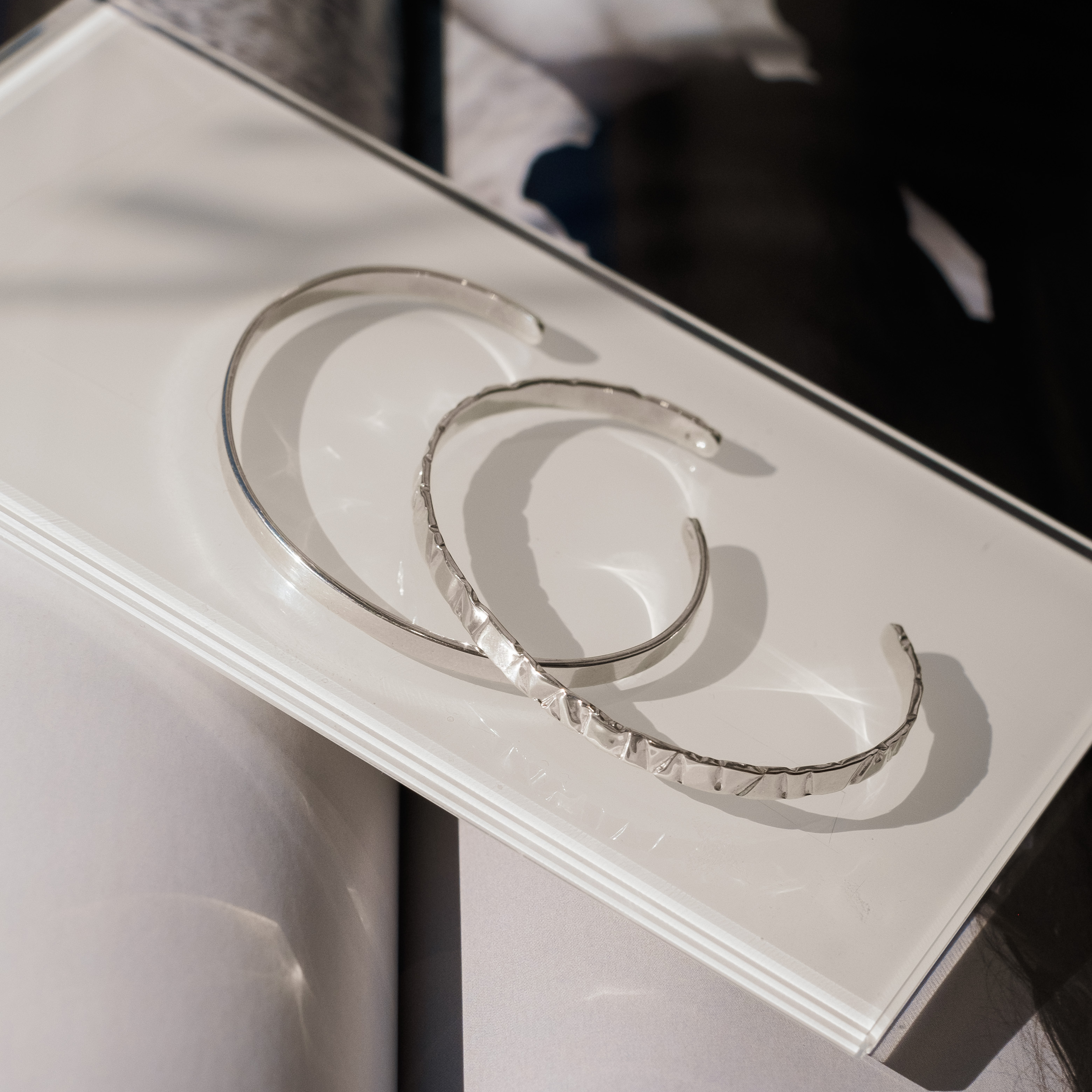 EKATERINA TOLSTAYA Базовый браслет битый