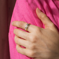 EKATERINA TOLSTAYA Кольцо битое M с латунью