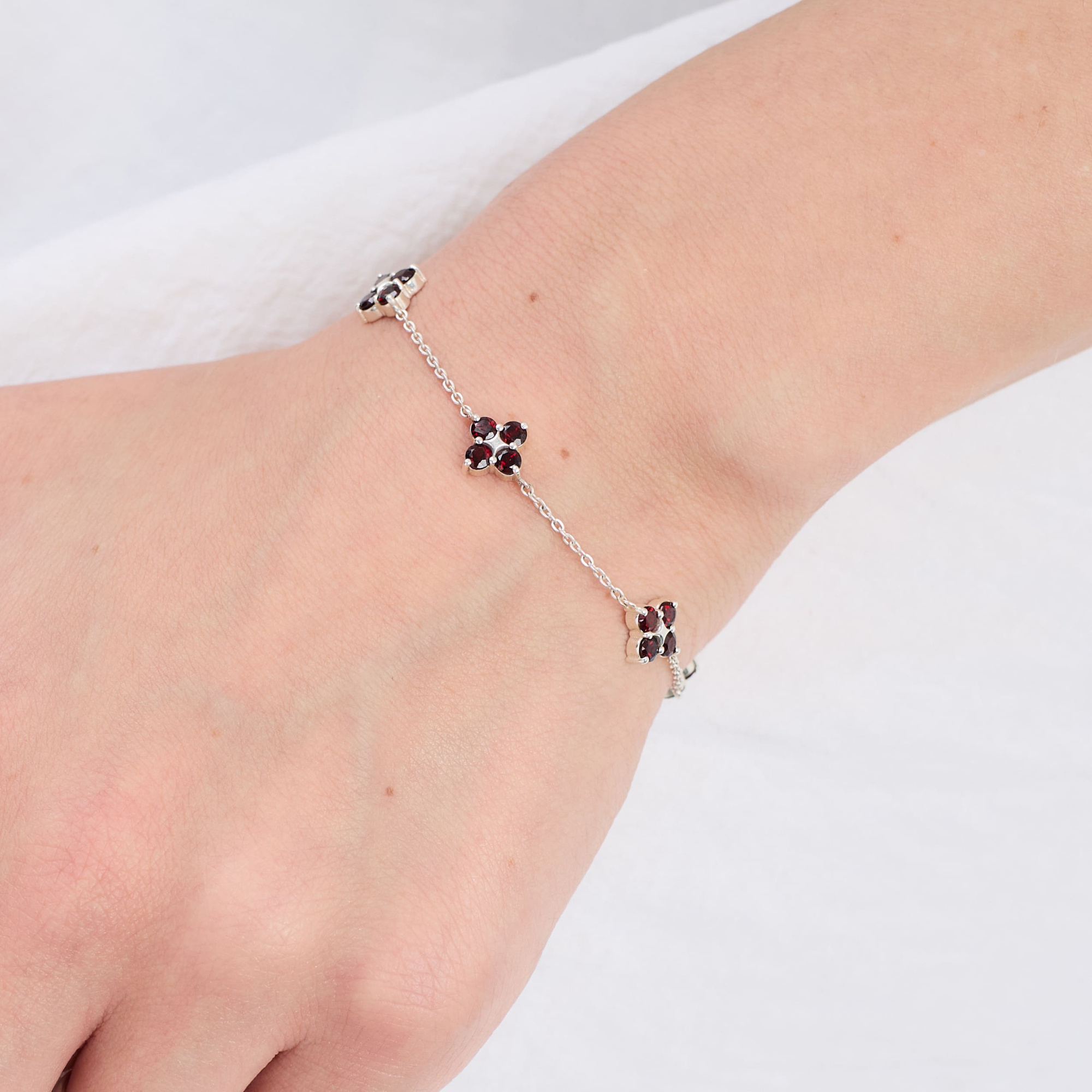 INFANTA Браслет Principessa Cinque с гранатами