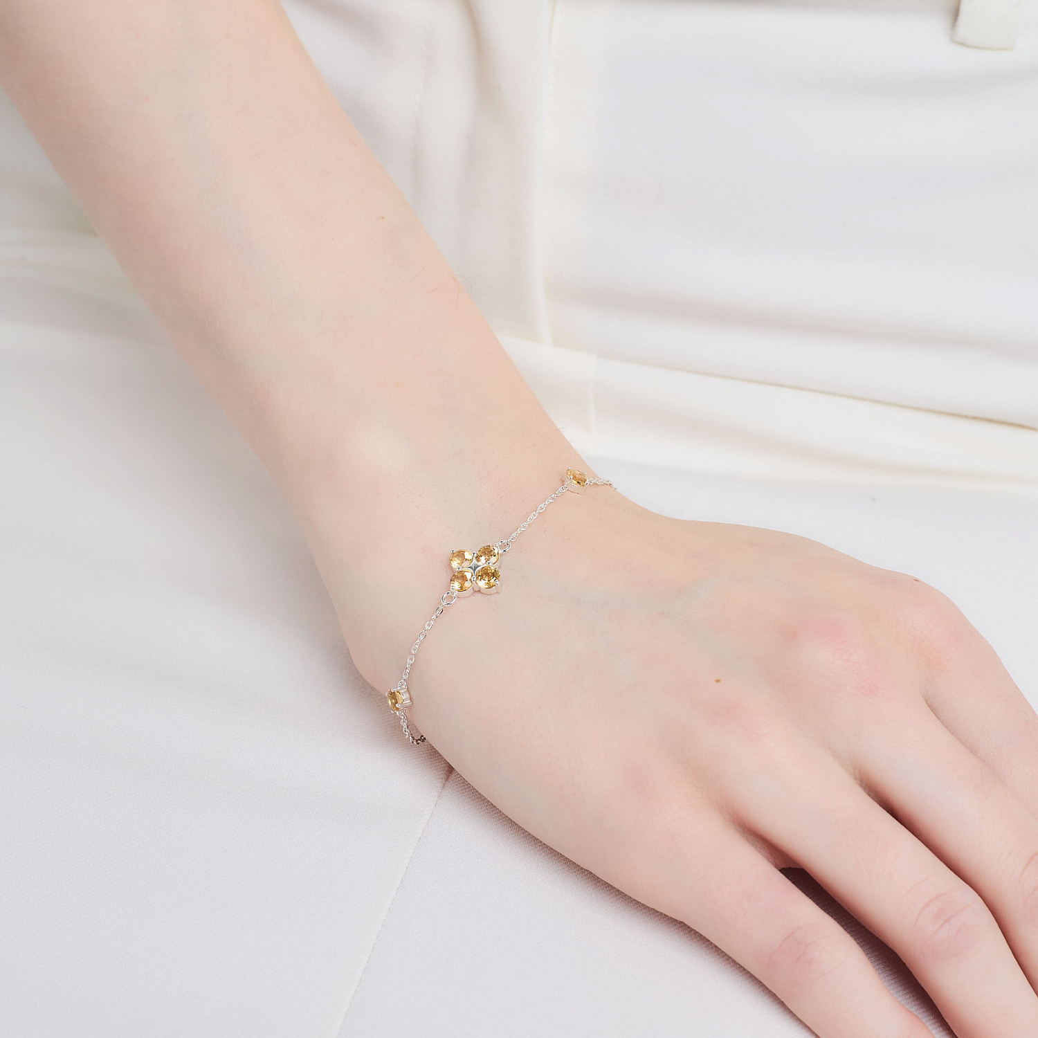 Комплект украшений в подарок. Цитрин