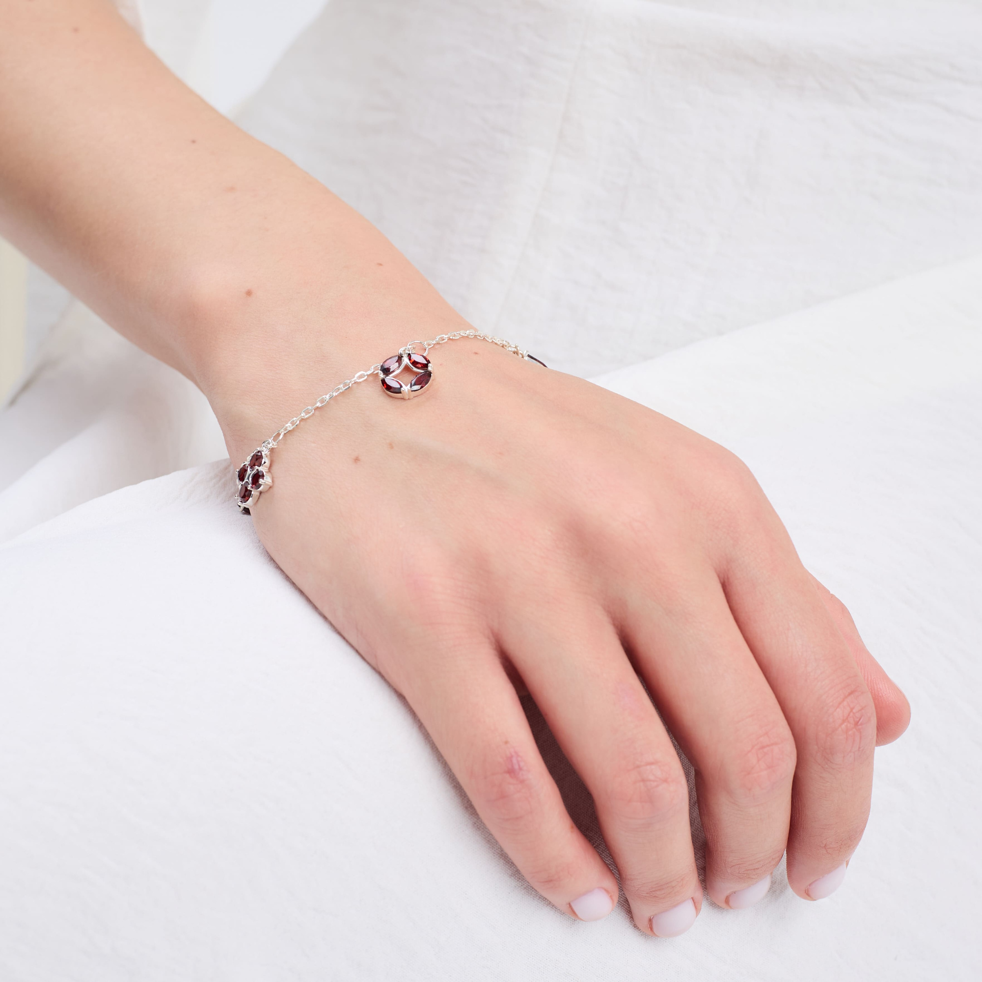 INFANTA Браслет Principessa Ciondolo с гранатами