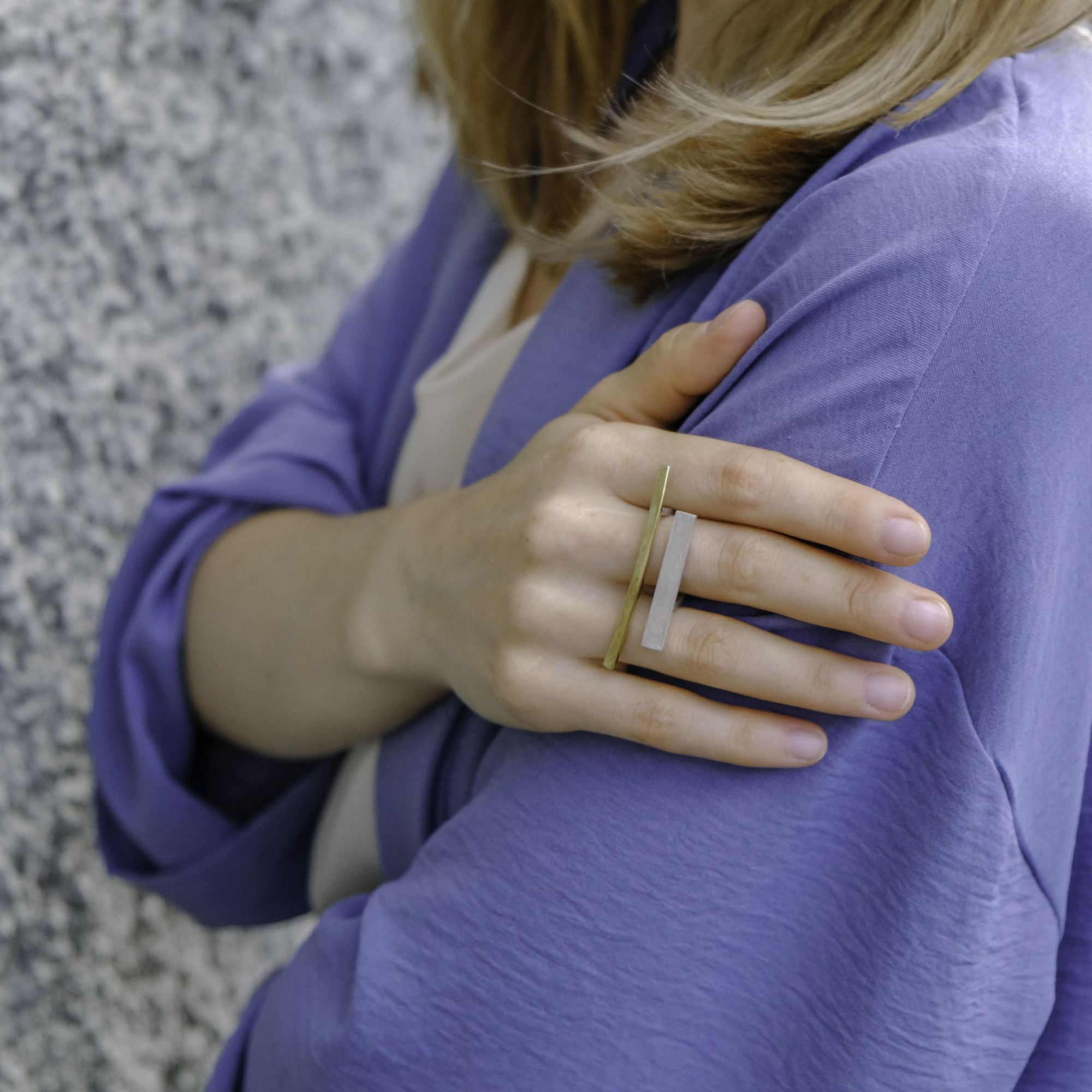 EKATERINA TOLSTAYA Кольцо Две черты