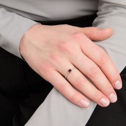 INFANTA Кольцо Principessa Punto с гранатом в серебре