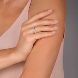 URBAN ISLAND кольцо Universum I c камнями