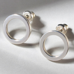 INFANTA Серьги гвоздики Base 8 серебро