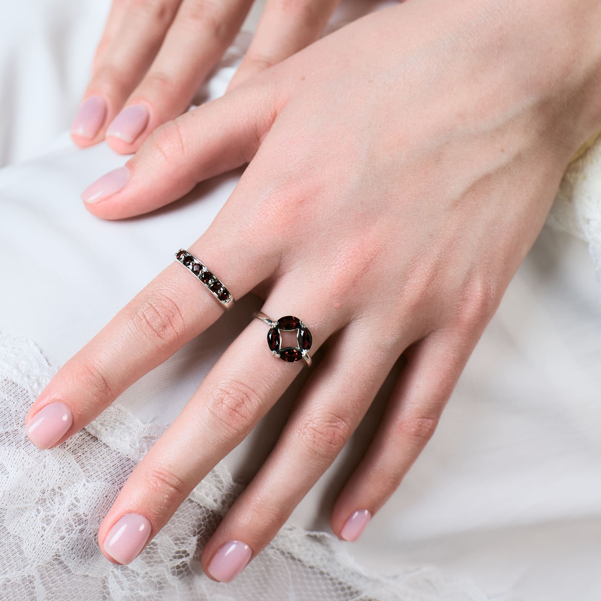 INFANTA Кольцо Principessa Marchesa с гранатами в серебре