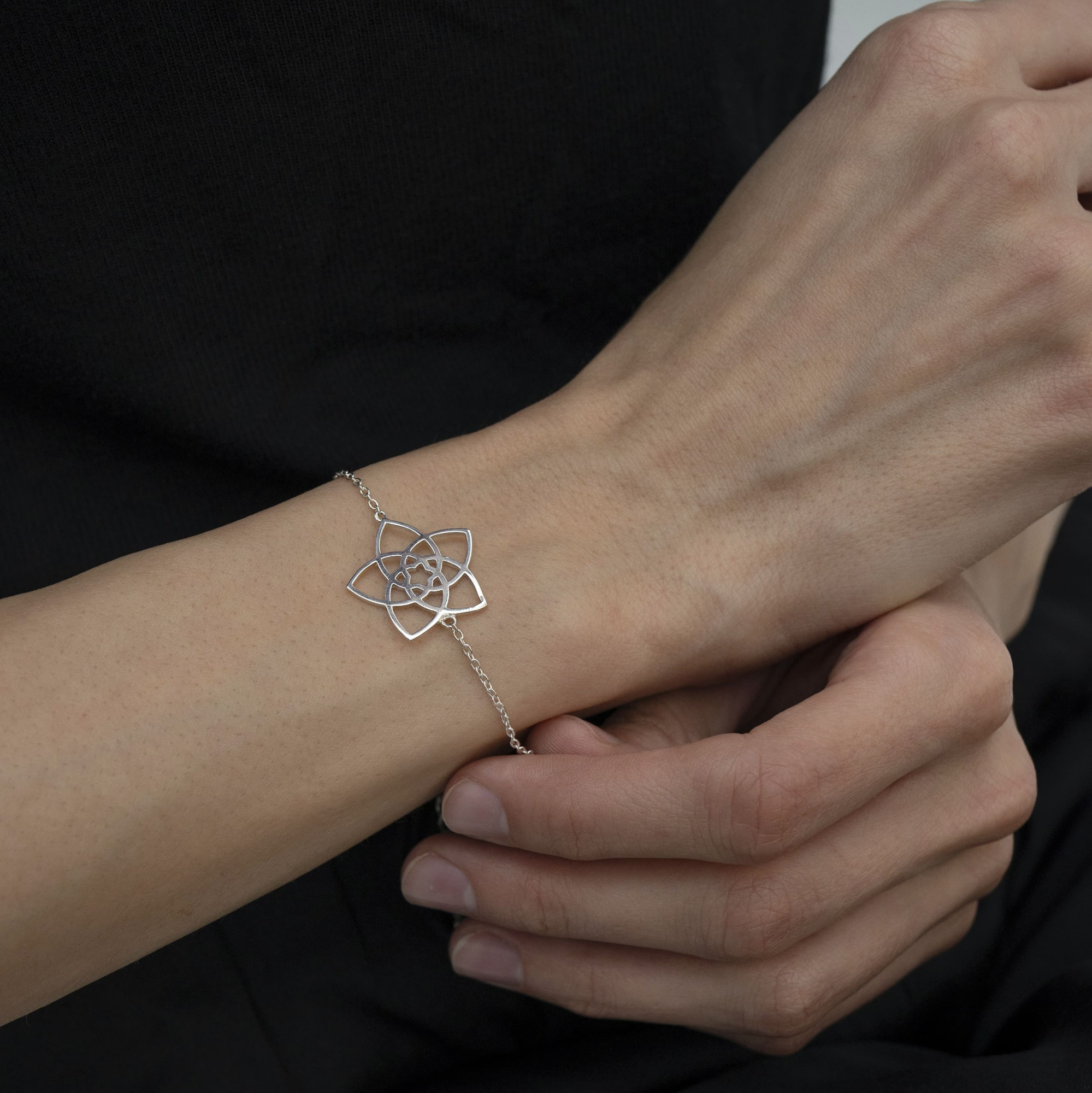 MS.MARBLE Браслет Venus Flower