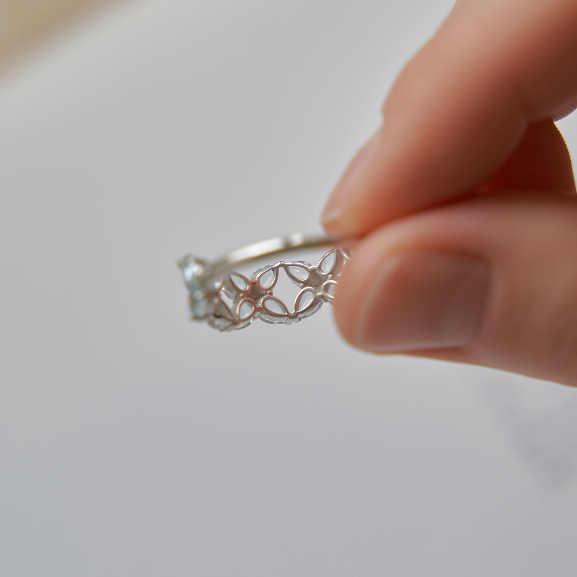 INFANTA Кольцо Principessa Lusso с россыпью топазов