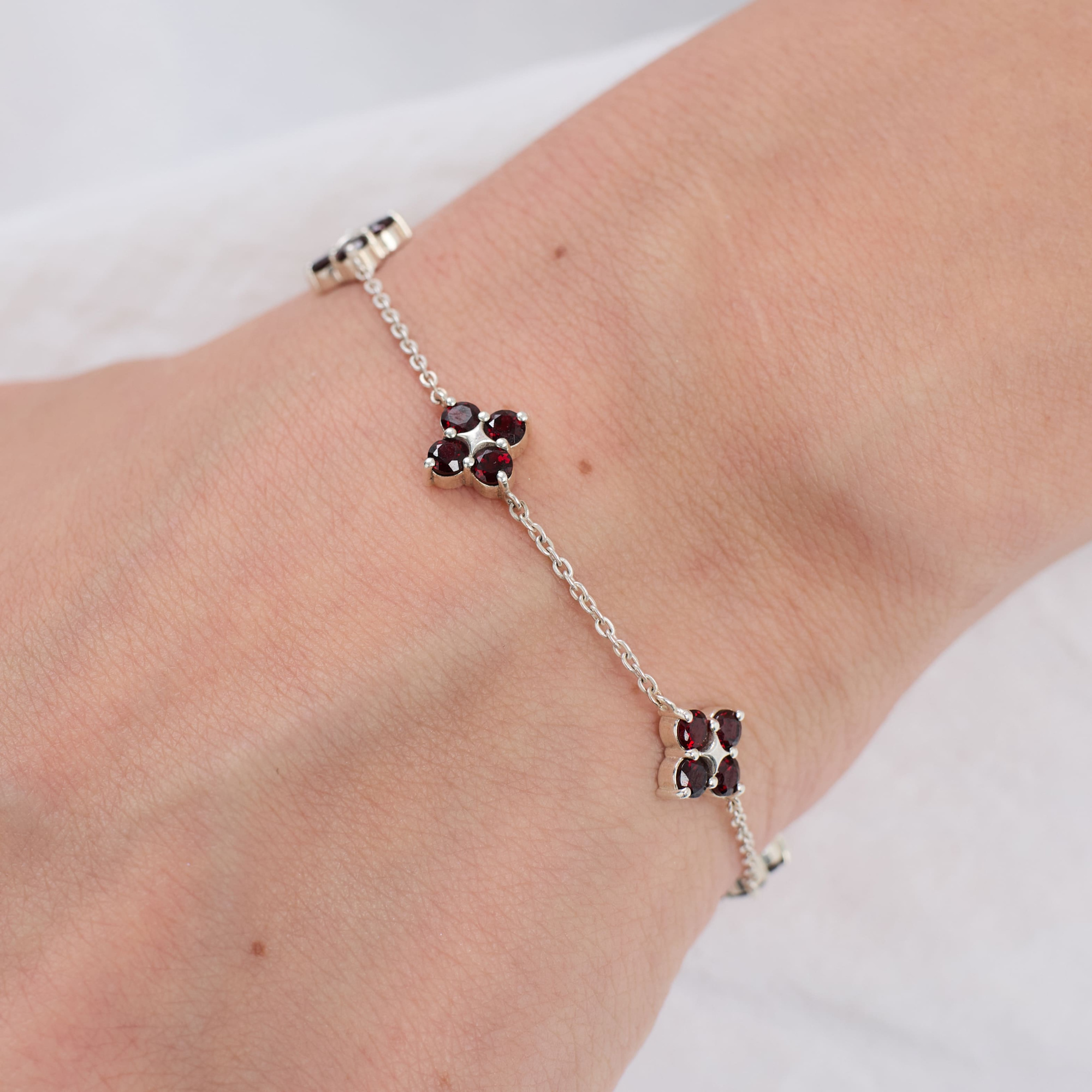 INFANTA Браслет Principessa Cinque с гранатами