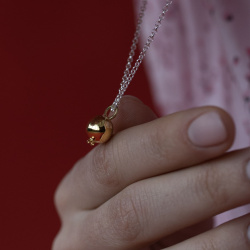 MS. MARBLE подвеска Pomegranate на цепочке позолота