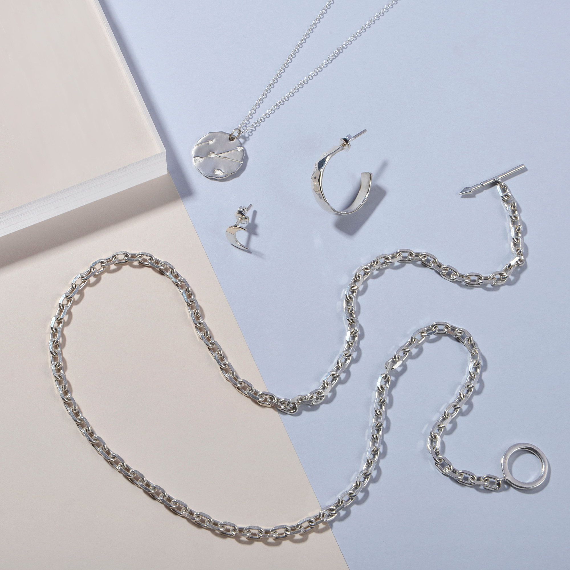 URBAN ISLAND подвеска Diana Arrow (Mythology)