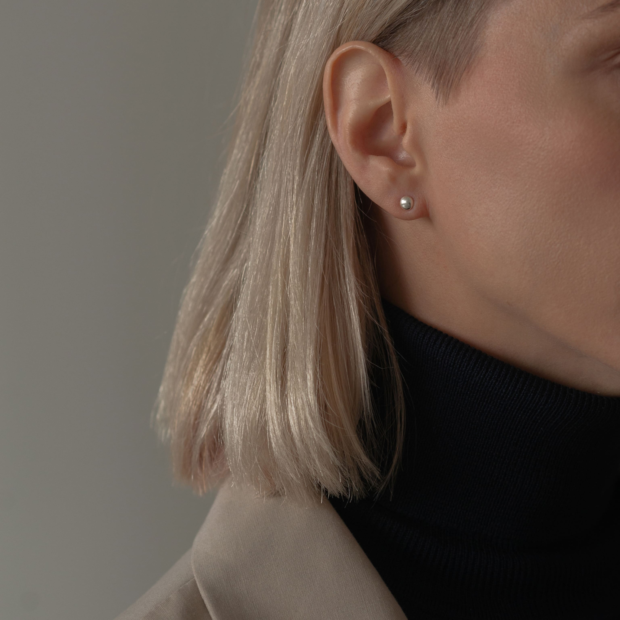 INFANTA Серьги гвоздики Lente piccola серебро