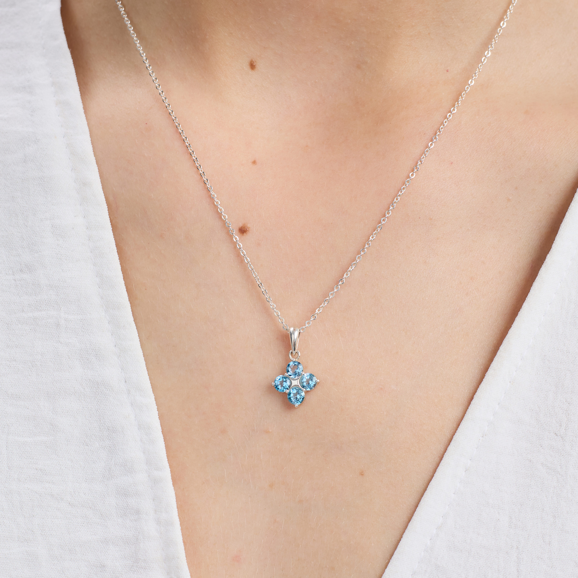 INFANTA Кулон Principessa Quadrifoglio с топазами круг