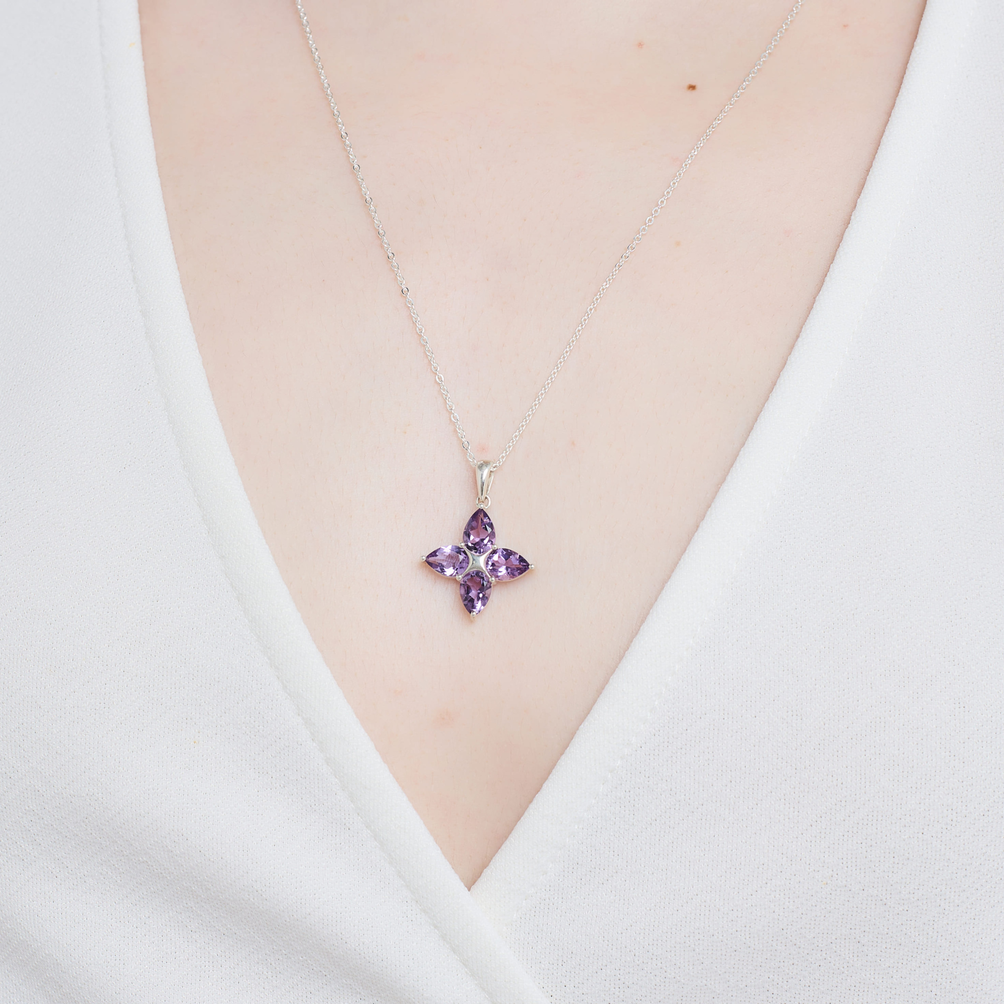 INFANTA Кулон Principessa Pere с аметистами груша