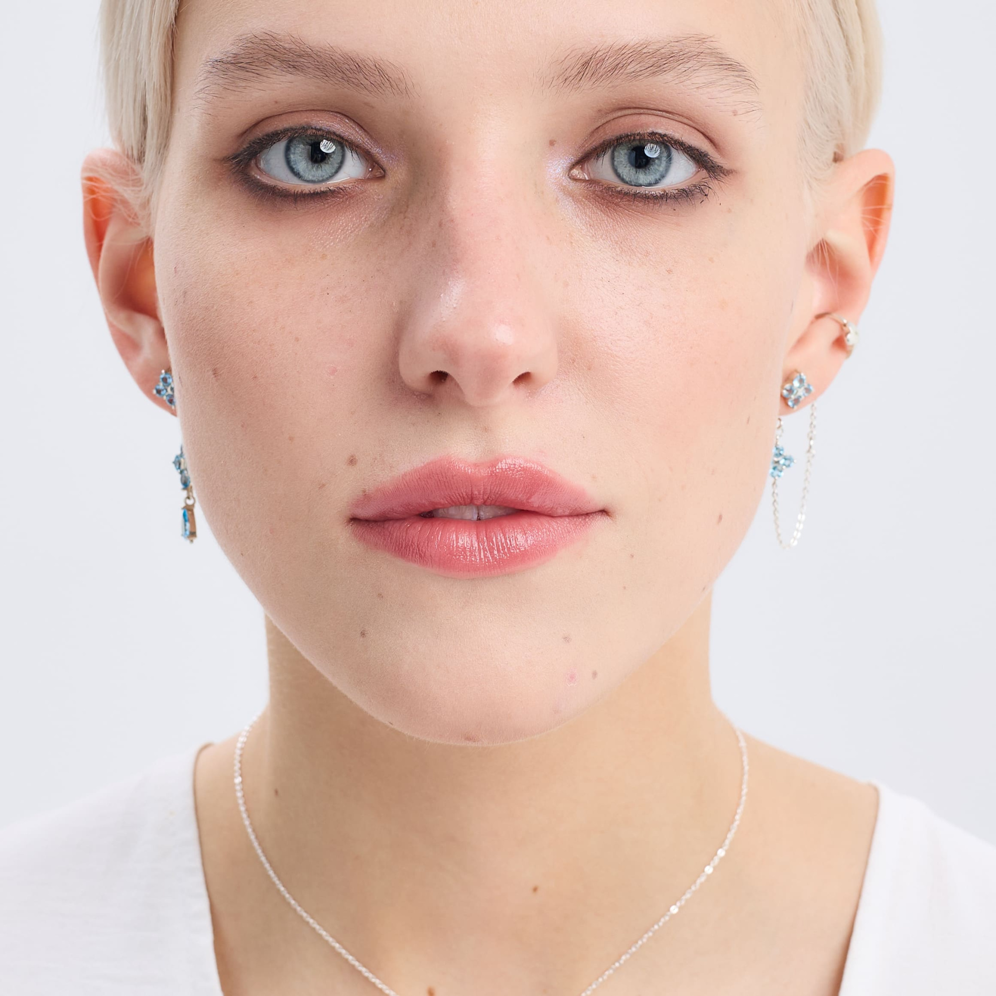 INFANTA Джекет для серег с цепочкой Principessa с топазами