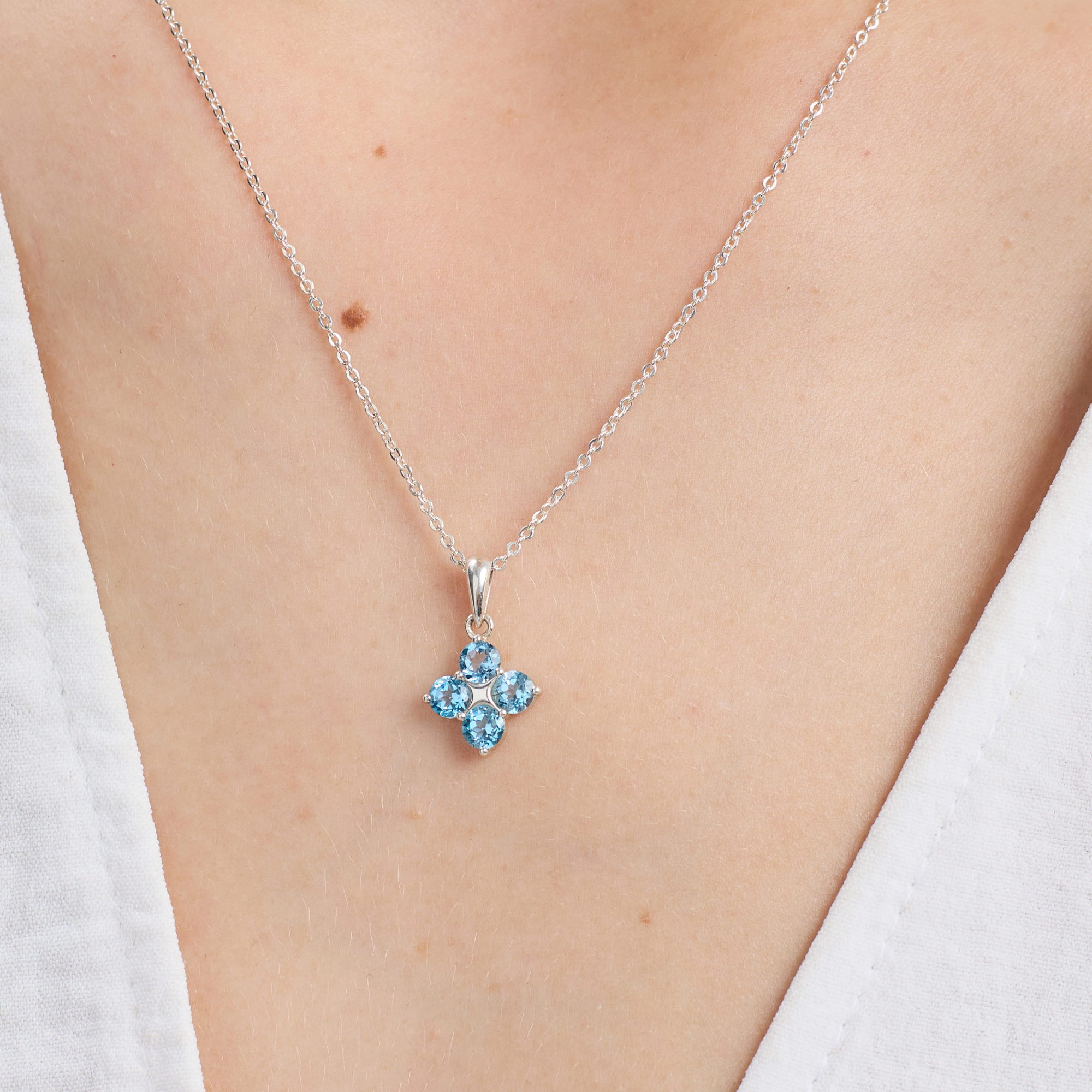 INFANTA Кулон Principessa Quadrifoglio с топазами круг