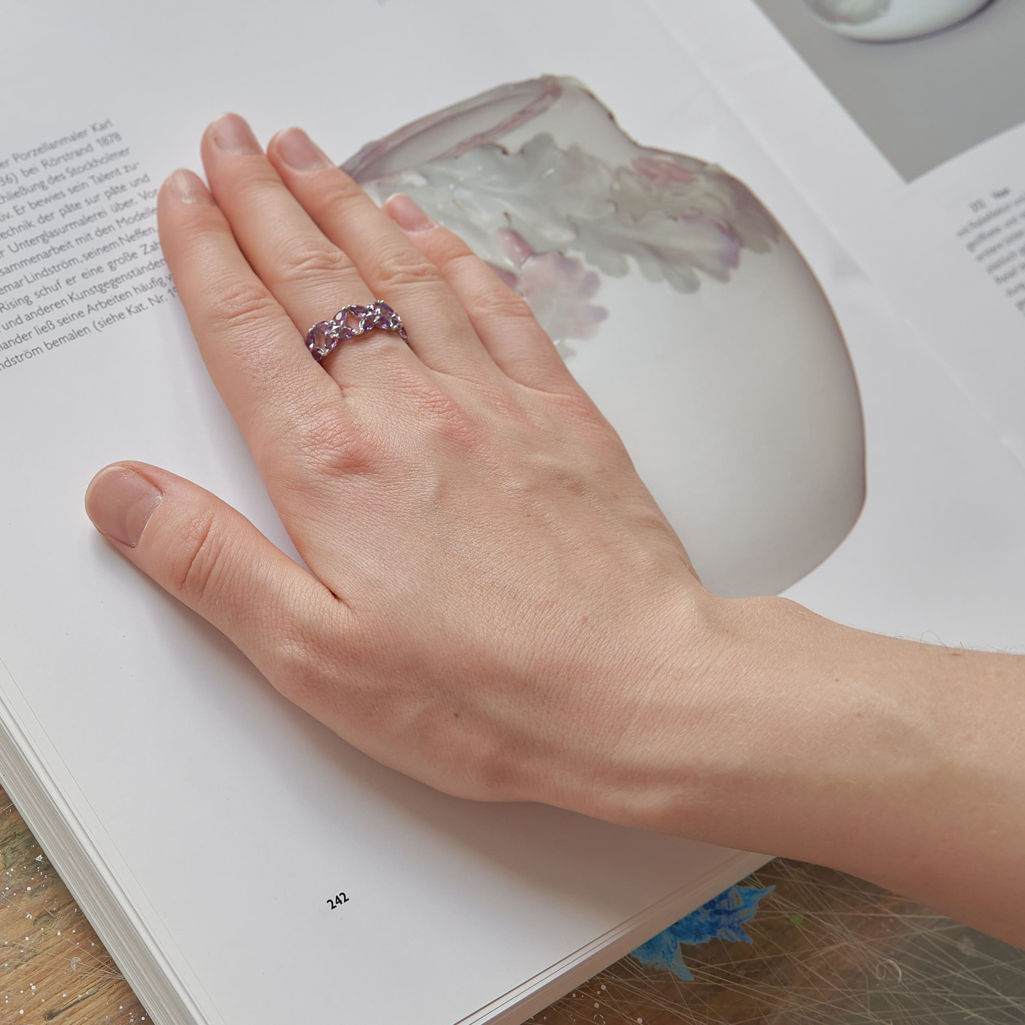 INFANTA Кольцо Principessa Lusso с россыпью аметистов