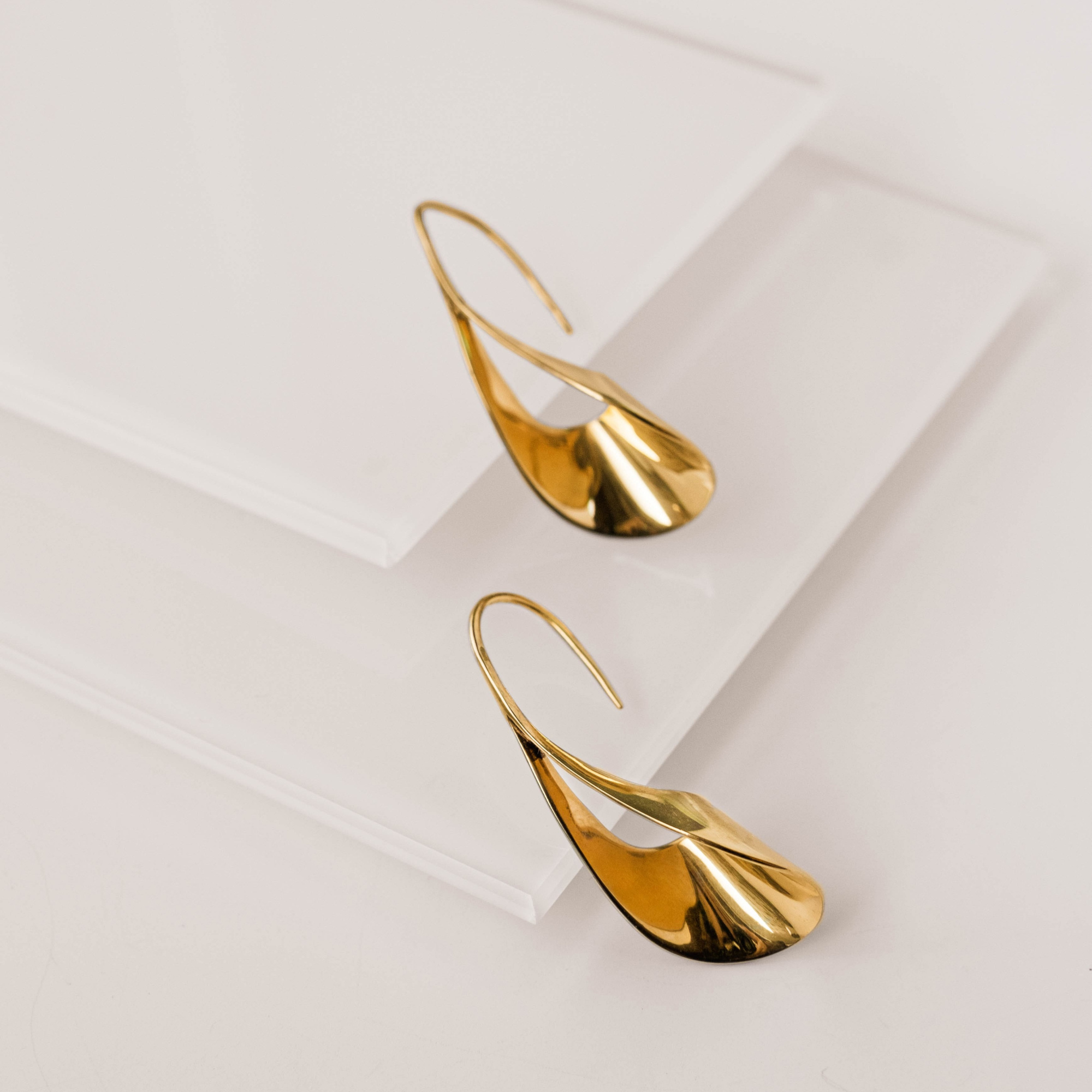 EKATERINA TOLSTAYA Серьги Лепестки, позолота