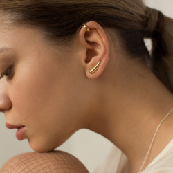 INFANTA Клаймбер Virgola grande на левое ухо позолота