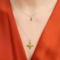 INFANTA Кулон Principessa Pere с хризолитами груша