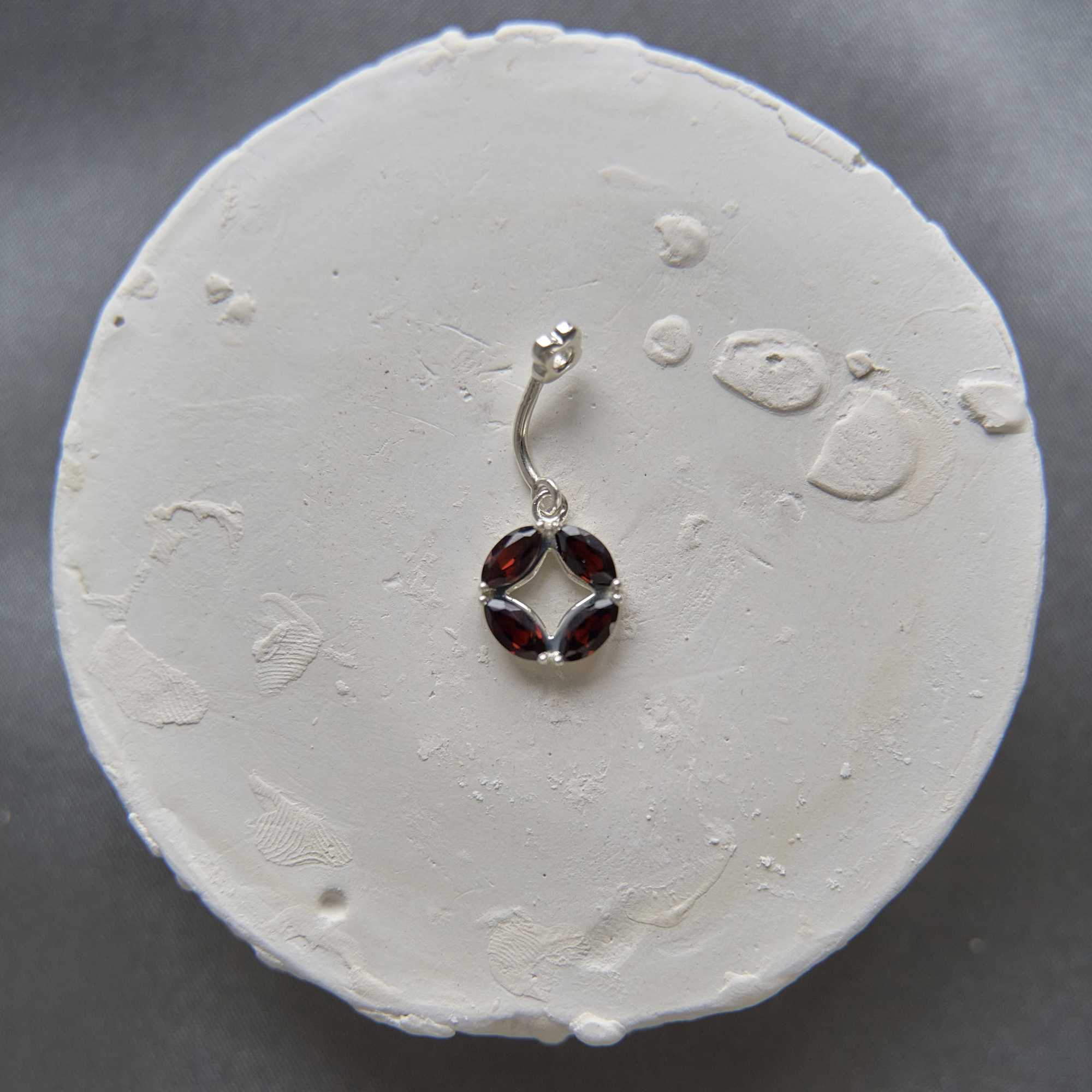 INFANTA Джекет для пусет малый Principessa для серег с гранатами маркиз в серебре