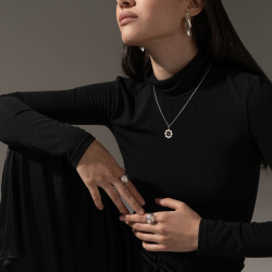 Комплект Virtue с кулоном