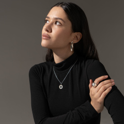 Комплект Virtue с кулоном