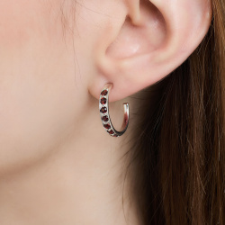 INFANTA Серьги-полукольца Traccia дорожка с гранатами