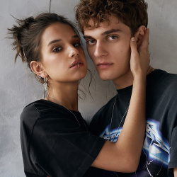 URBAN ISLAND серьга Hoop L + key | Unchained