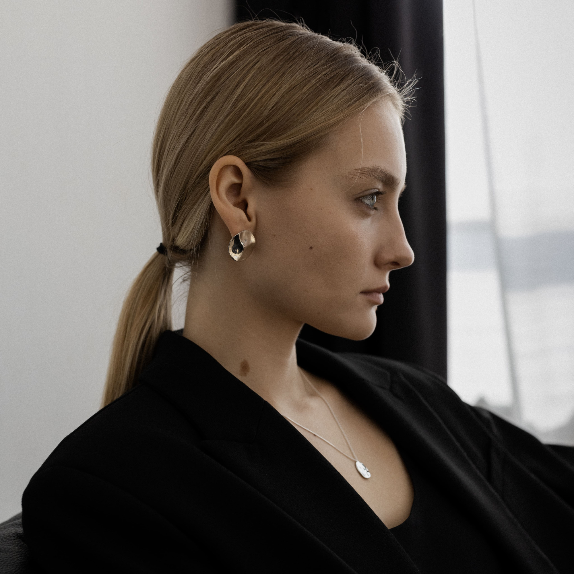 MS. MARBLE серьги Legacy рельефные серебро