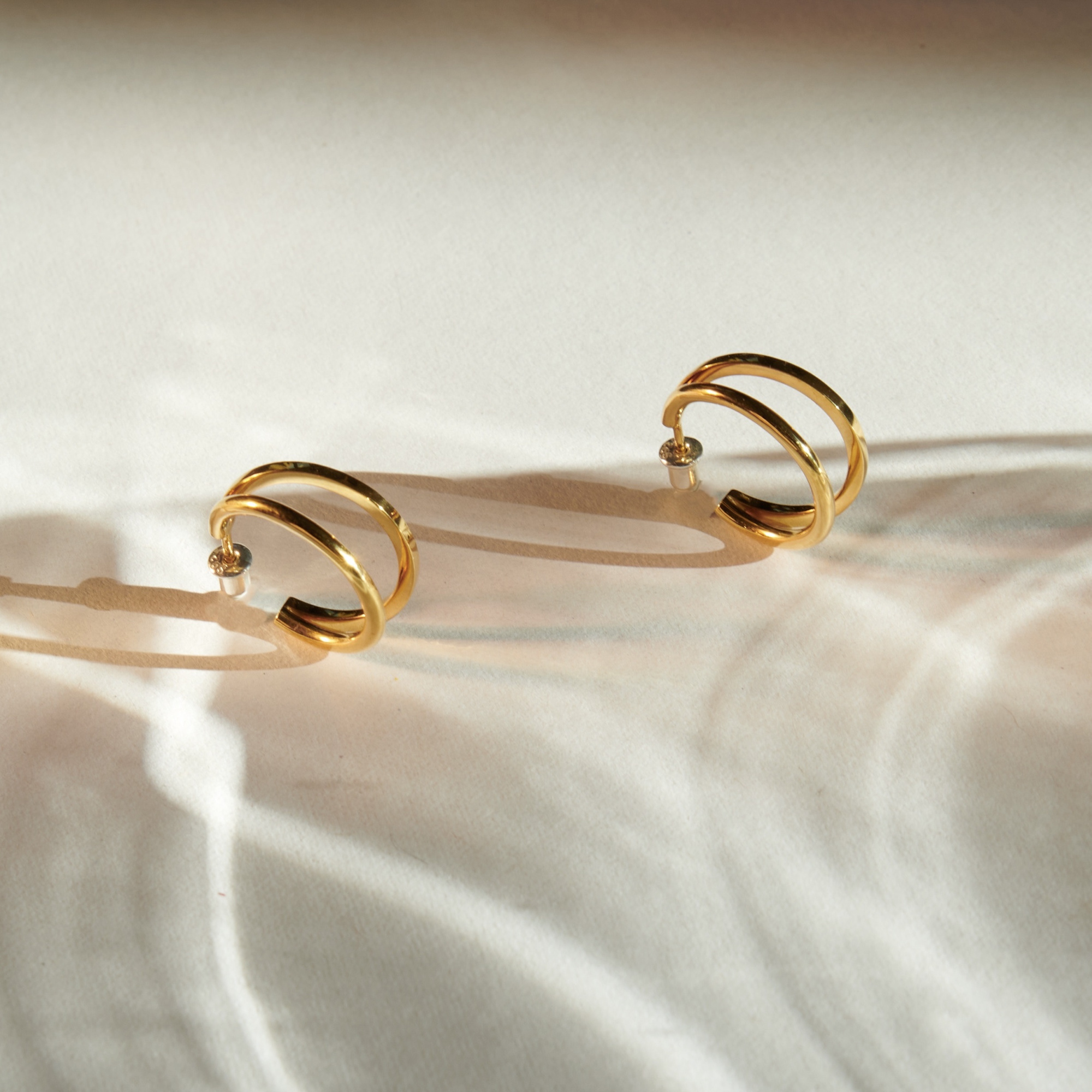 MS. MARBLE Серьги с двойным сечением Karma new age позолота