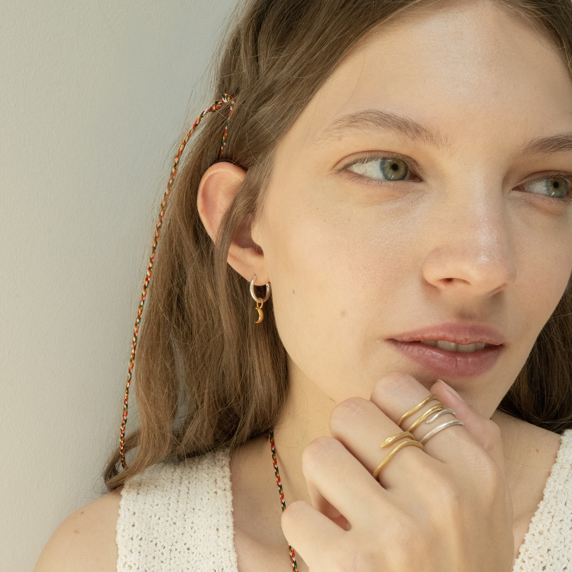 MS. MARBLE серьга Ma с луной MAXI