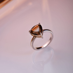 URBAN ISLAND кольцо Smoky Topaz Trillion Cut Big | Smoky