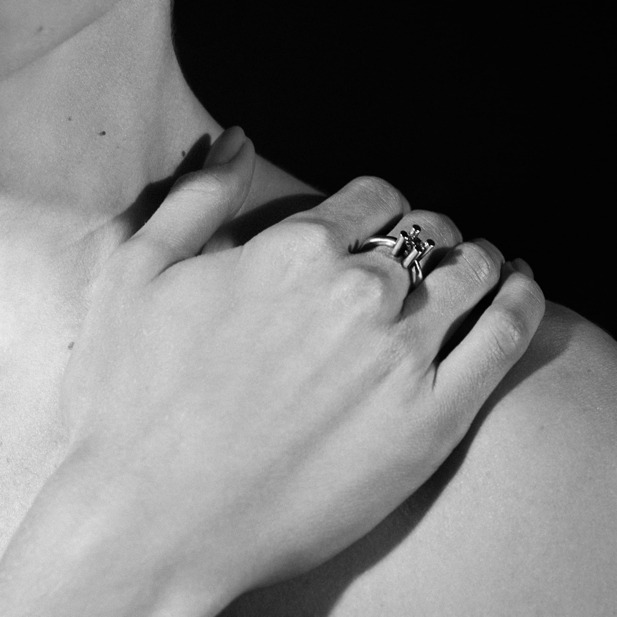 EKATERINA TOLSTAYA Кольцо Тепло Бриллиантовое