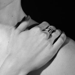 EKATERINA TOLSTAYA Кольцо Тепло Бриллиантовое