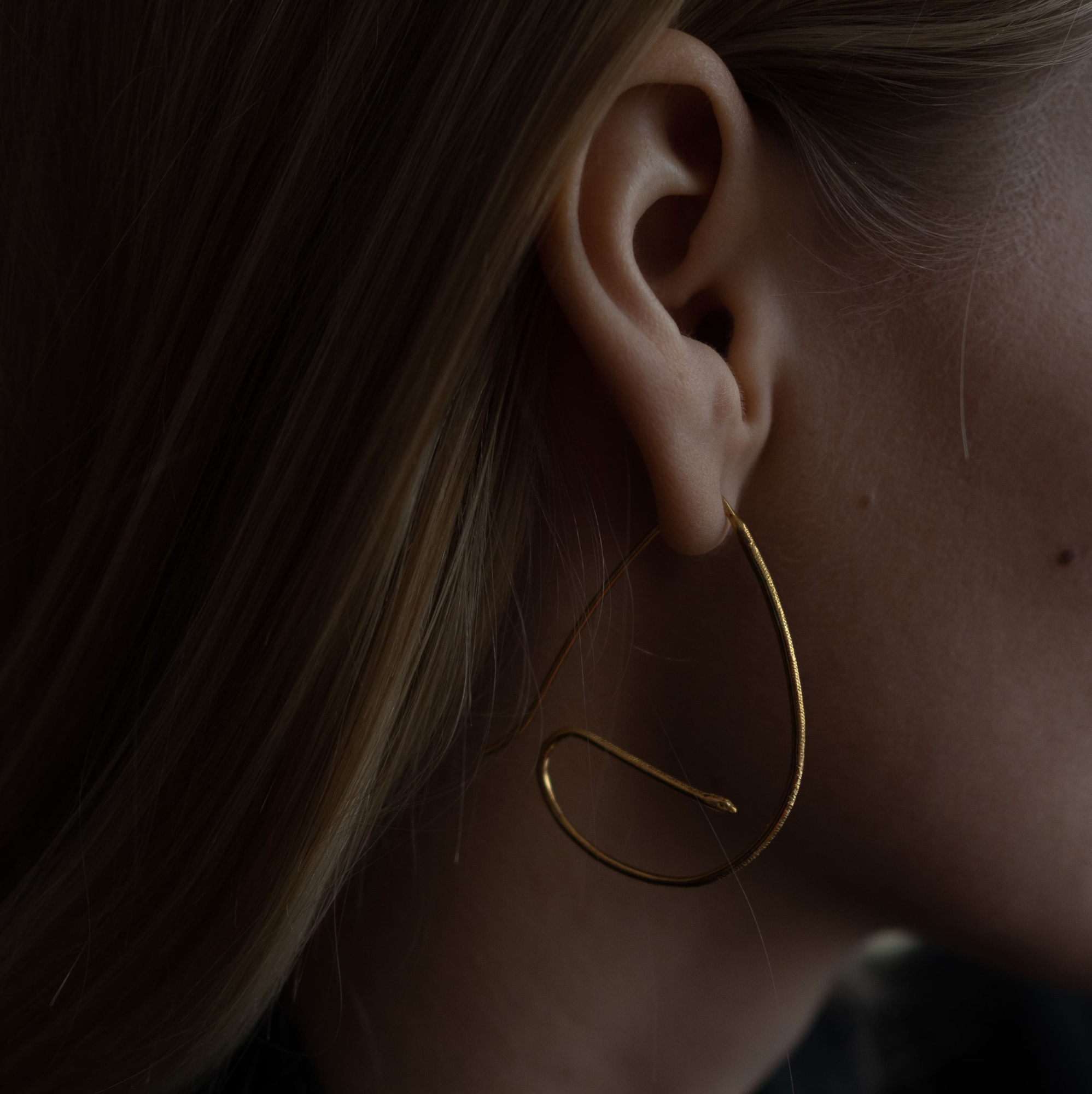 MS. MARBLE серьга Awakening позолота