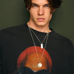 URBAN ISLAND подвеска P E A C E