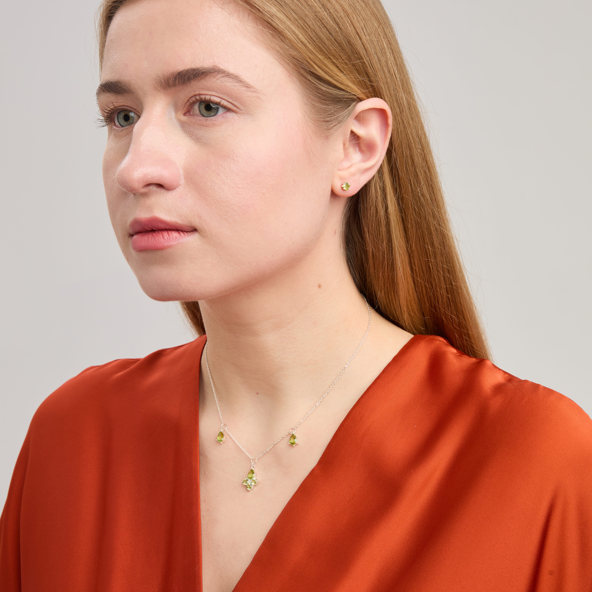 INFANTA Чокер Principessa Giglio с хризолитами