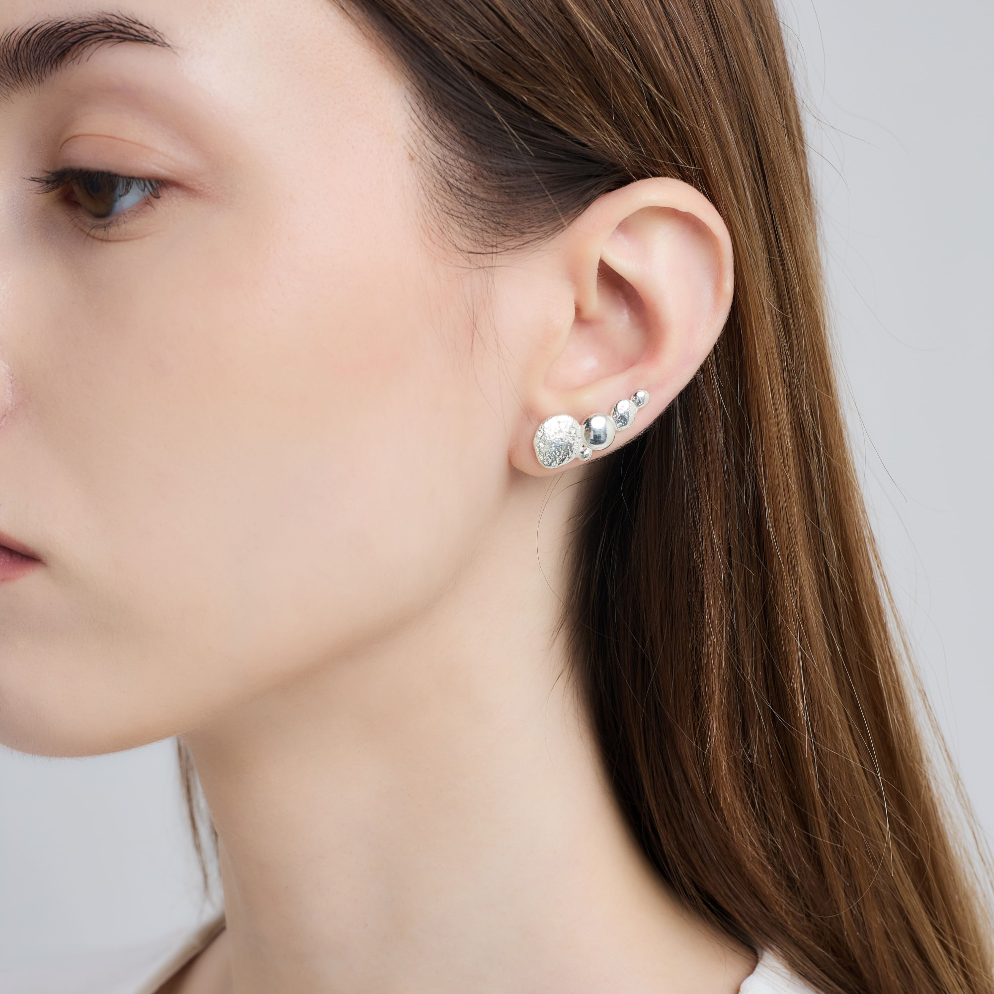 INFANTA Клаймбер Sasso Галька на левое ухо