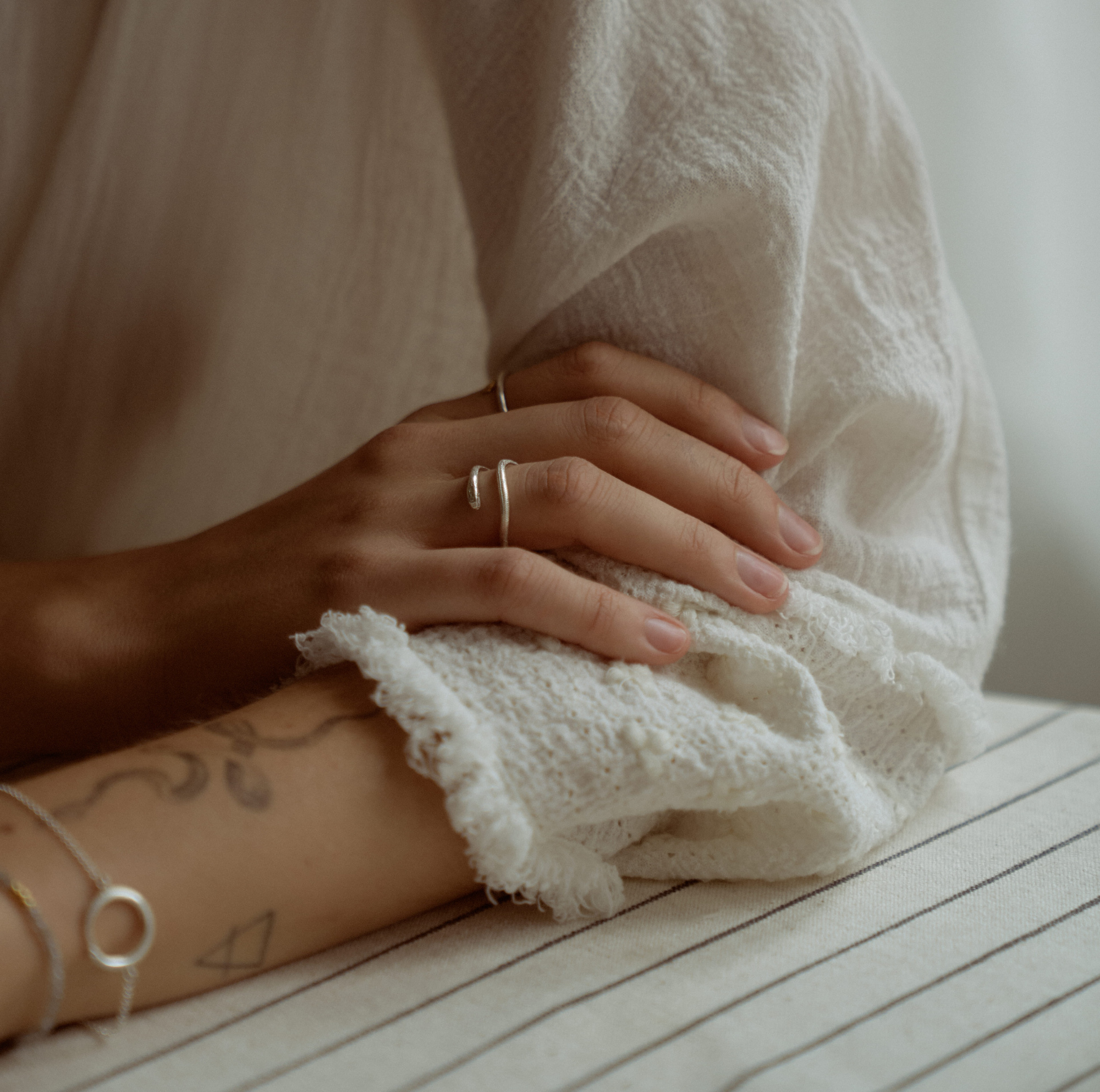 MS. MARBLE кольцо Awakening серебро