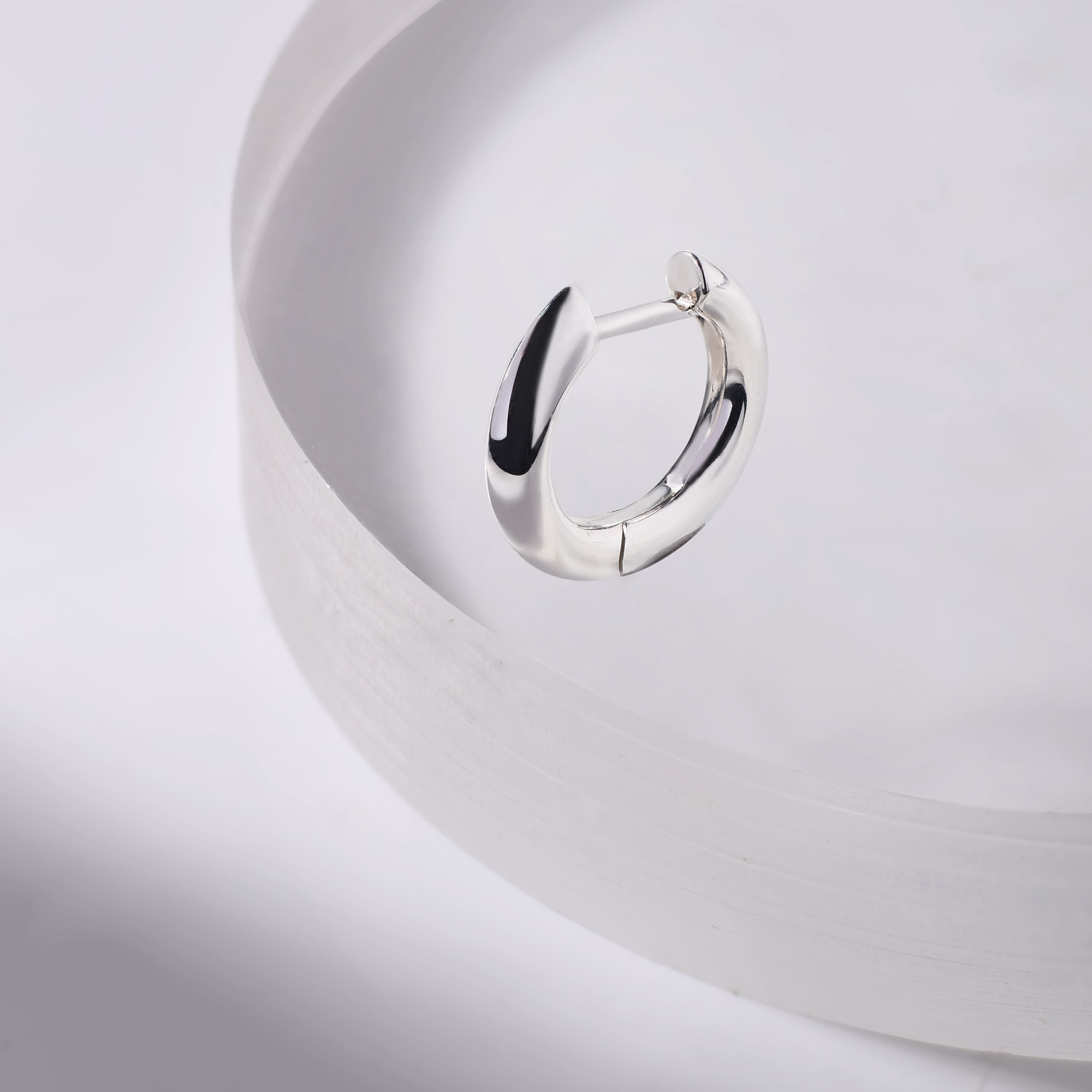 INFANTA Моносерьга Треугольник - Круг серебро