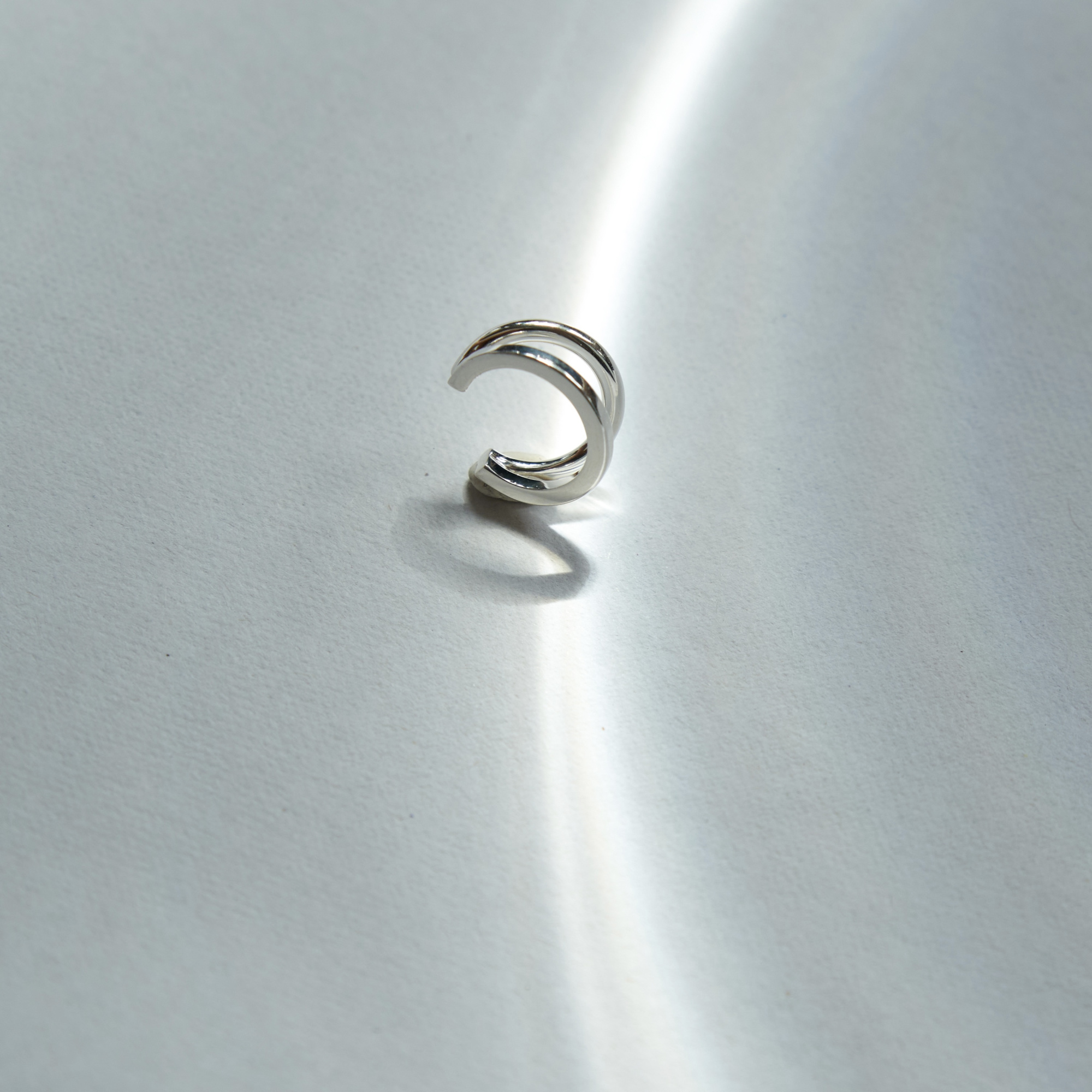 MS. MARBLE Кафф с двойным сечением Karma new age серебро