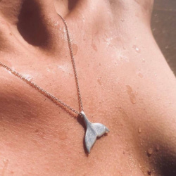 URBAN ISLAND подвеска Whale Tail