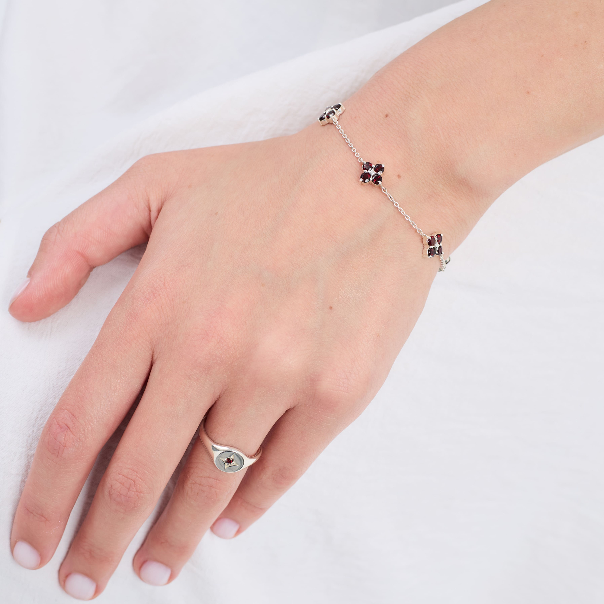 INFANTA Браслет Principessa Cinque с гранатами