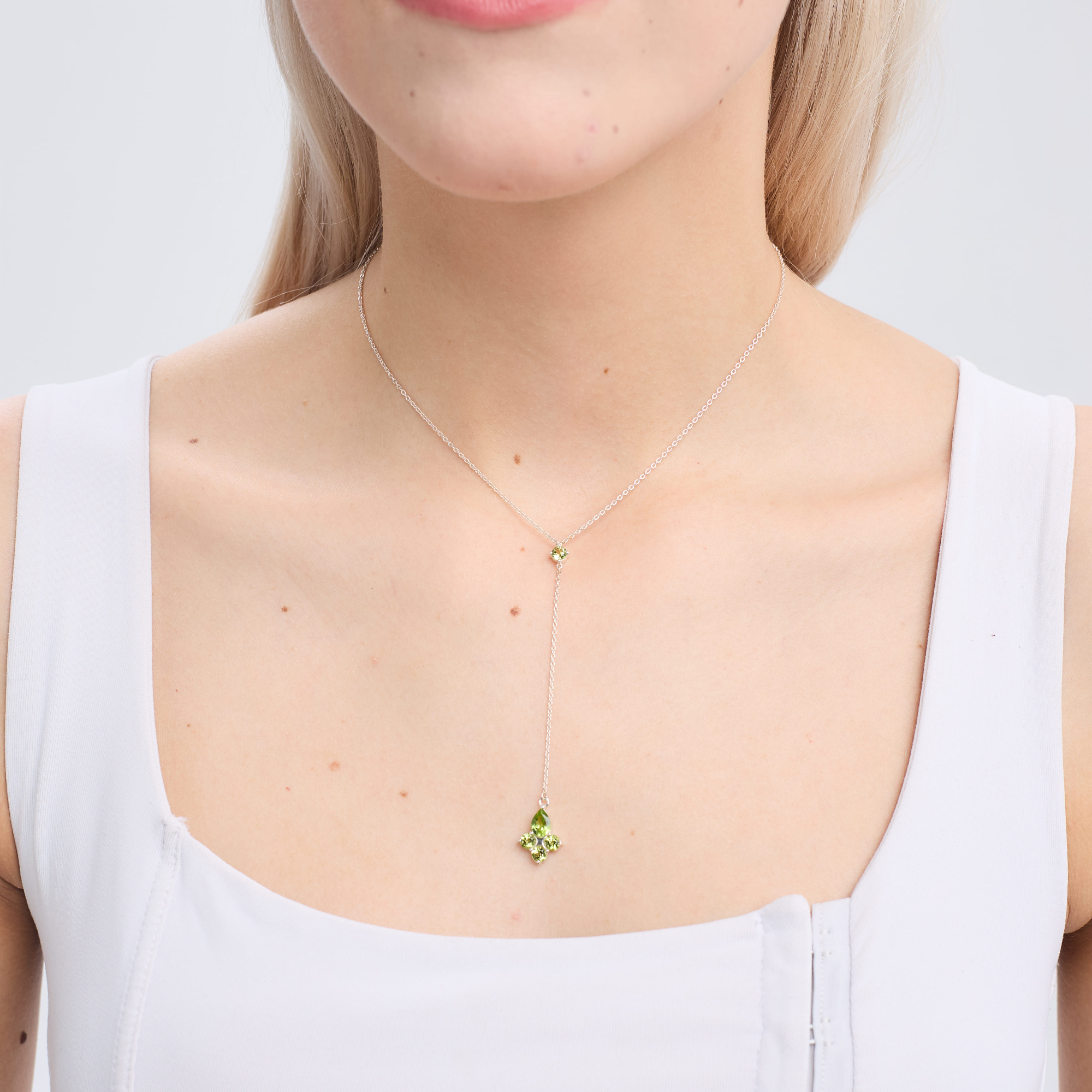 INFANTA Подвеска галстук Principessa Pera с хризолитами круг и груша в серебре