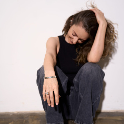 SHAMELESS Браслет Уверенно (бижутерия)