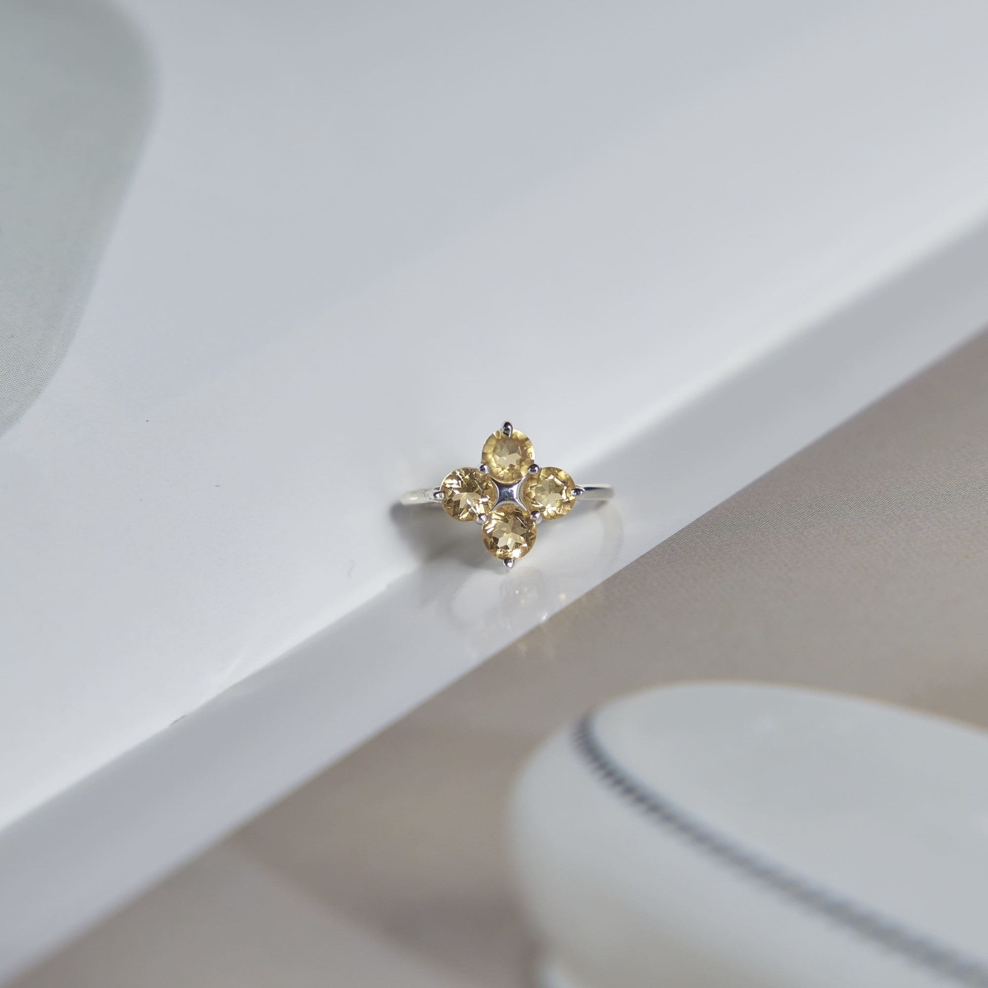 INFANTA Кафф с камнями Quadrifoglio цитрин в серебре